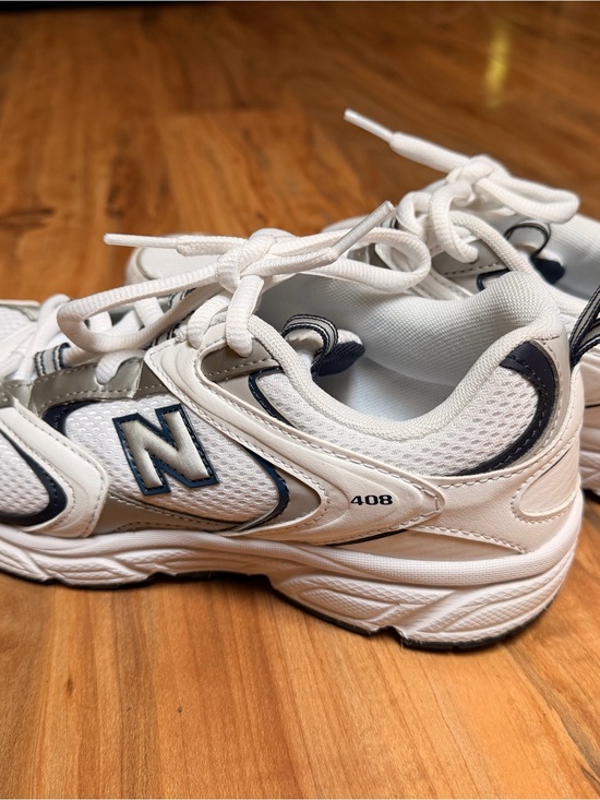 New Balance Shoes - New Balance  White and Navy